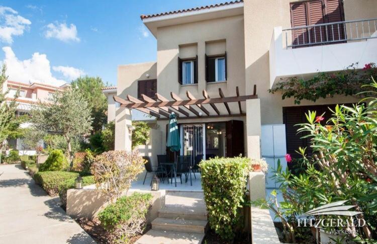 Owls Nest Townhouse Villa Paphos Ngoại thất bức ảnh